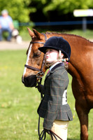 YOUNG JUNIOR HANDLER